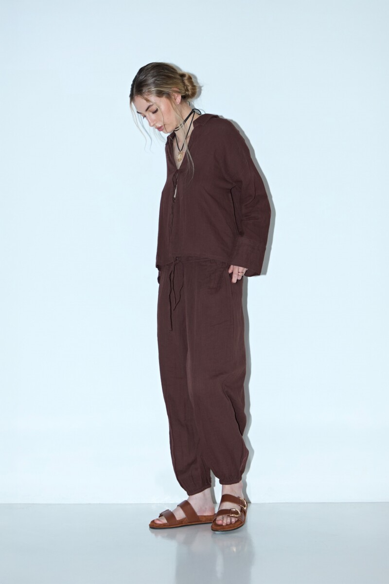 Pantalón abullonado marrón