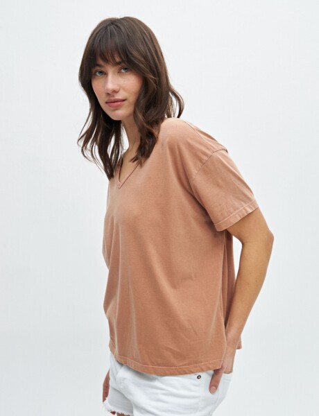 Remera Usarai Oro