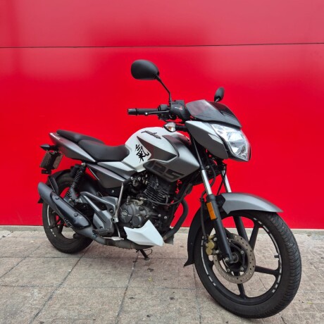 Bajaj Pulsar NS125 Usada Bajaj Pulsar NS125 Usada