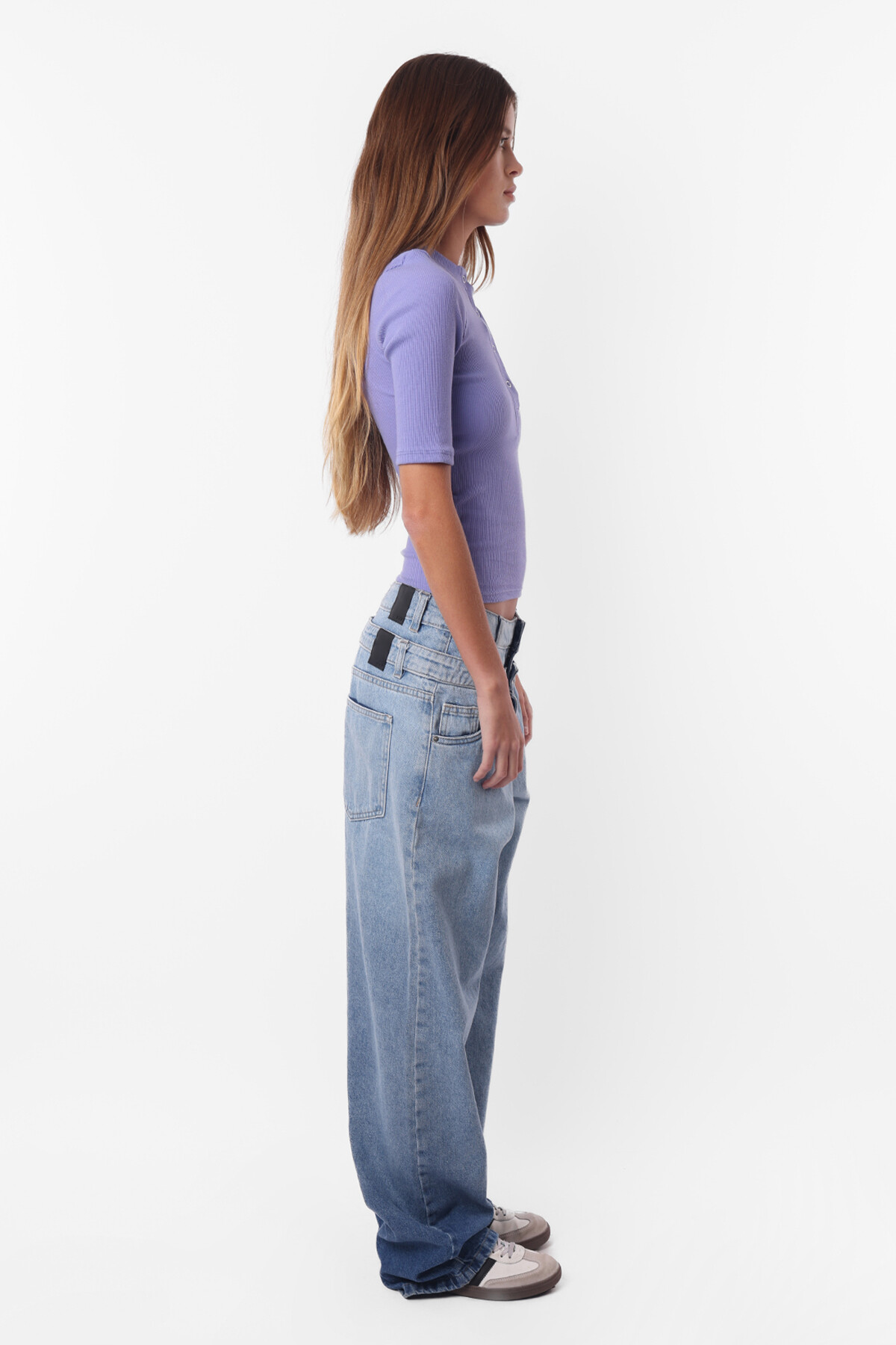 Top Archie Lila