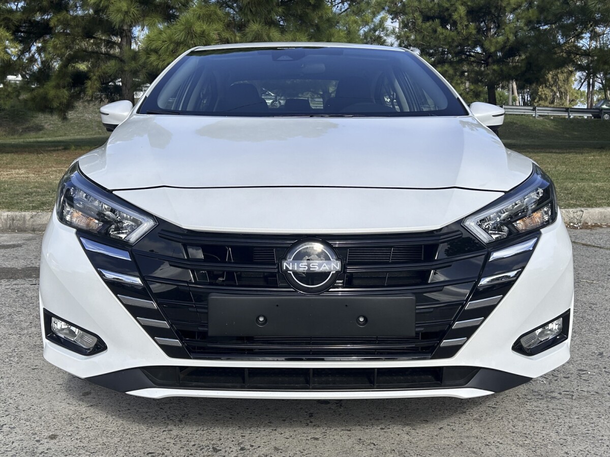 Nissan Versa Exclusive 0KM | Permuta / Financia Nissan Versa Exclusive 0KM | Permuta / Financia