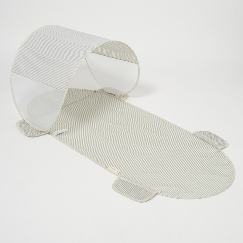 Lona impermeable con parasol para la playa Lona impermeable con parasol para la playa