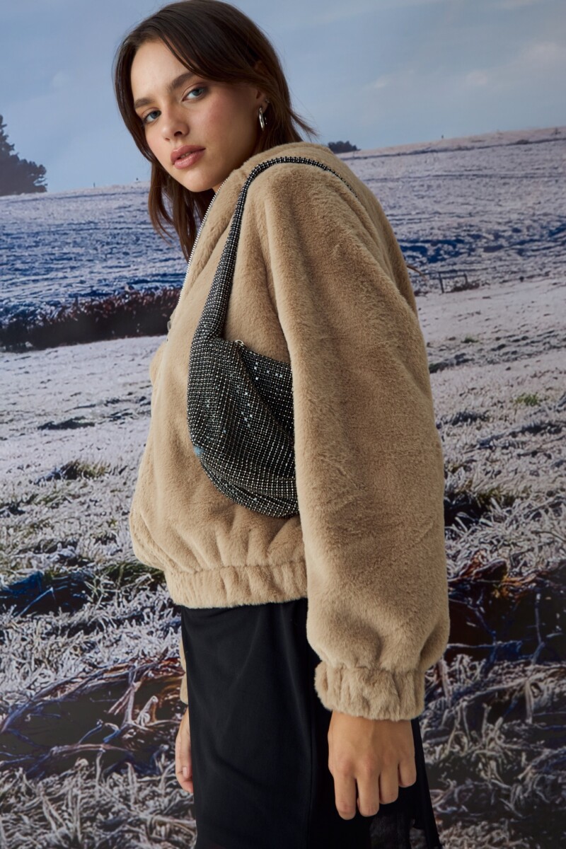Chaqueta capucha teddy beige