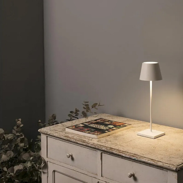Lámpara de mesa LED inalámbrica 5W blanco USB-C IX5001