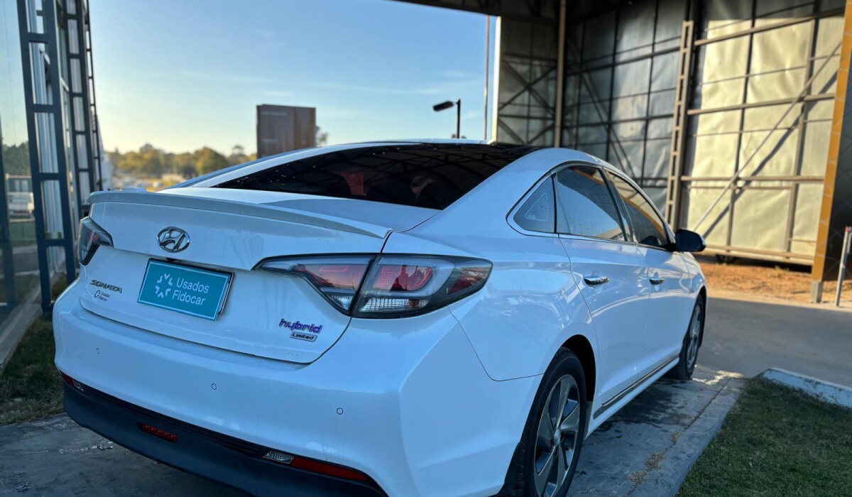 Hyundai Sonata 2,0 Hybr - 2017 Hyundai Sonata 2,0 Hybr - 2017