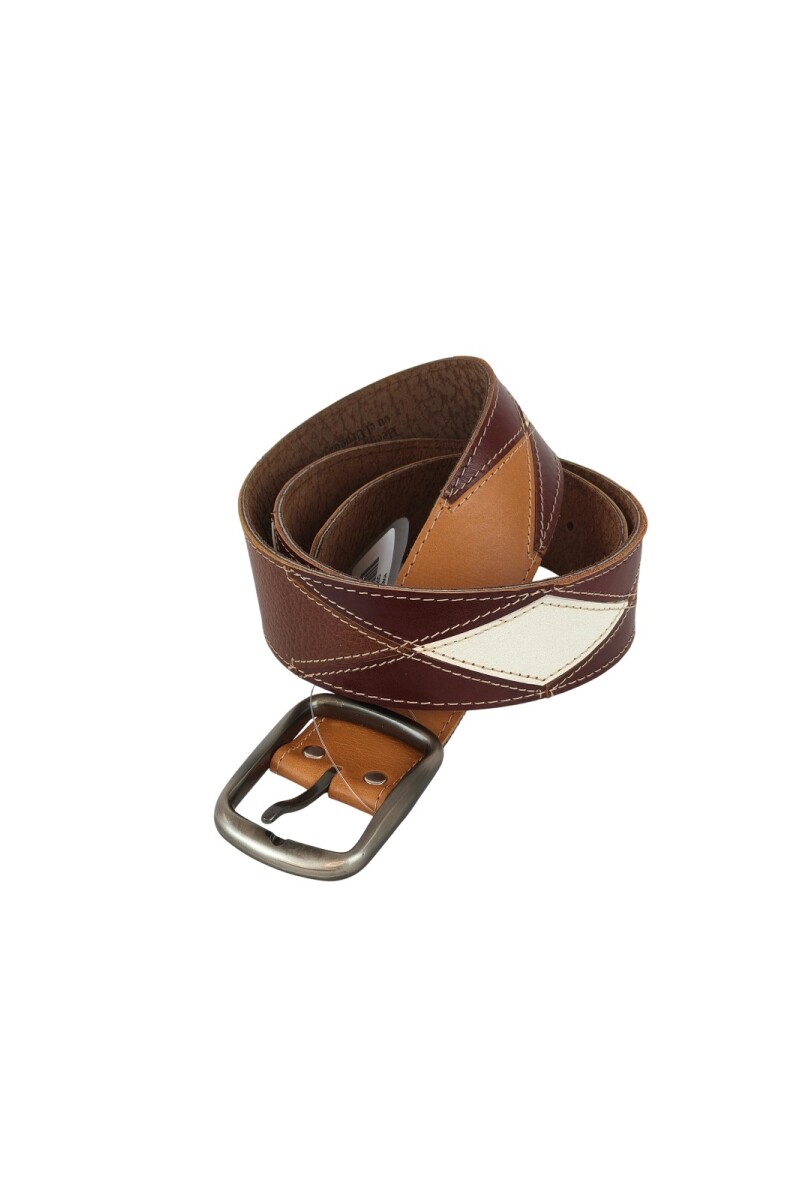 Cinto de mujer con detalles en cuero Cinto de mujer con detalles en cuero