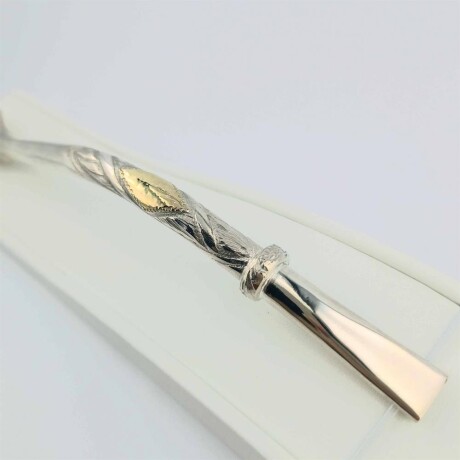 Bombilla de plata 925. Modelo CRIOLLA con aplique central de oro. Bombilla de plata 925. Modelo CRIOLLA con aplique central de oro.