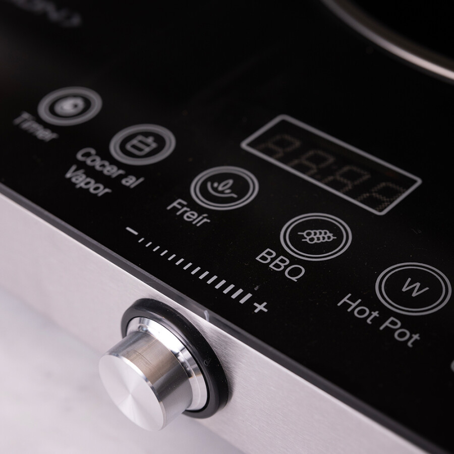 Anafe vitrocerámico portátil 2 hornallas Xion XI-EH202 Anafe vitrocerámico portátil 2 hornallas Xion XI-EH202