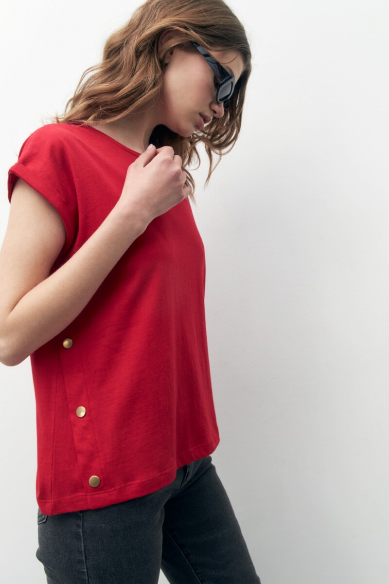 Remera con botones laterales - rojo 