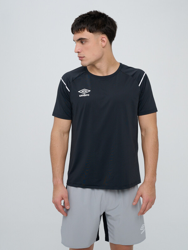 REMERA TERREN Umbro Hombre 002