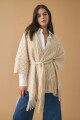 Capa con estructura beige