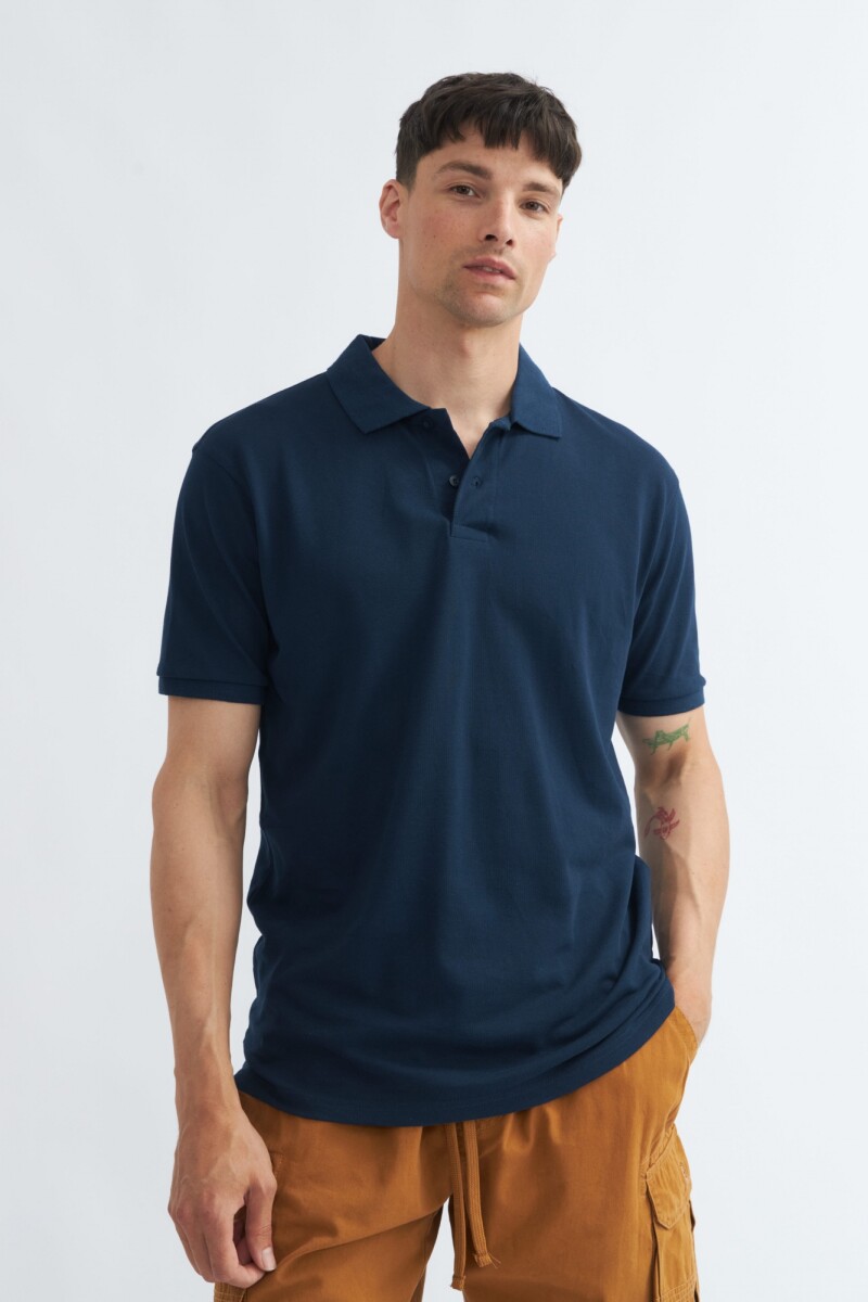 Remera polo básica AZUL