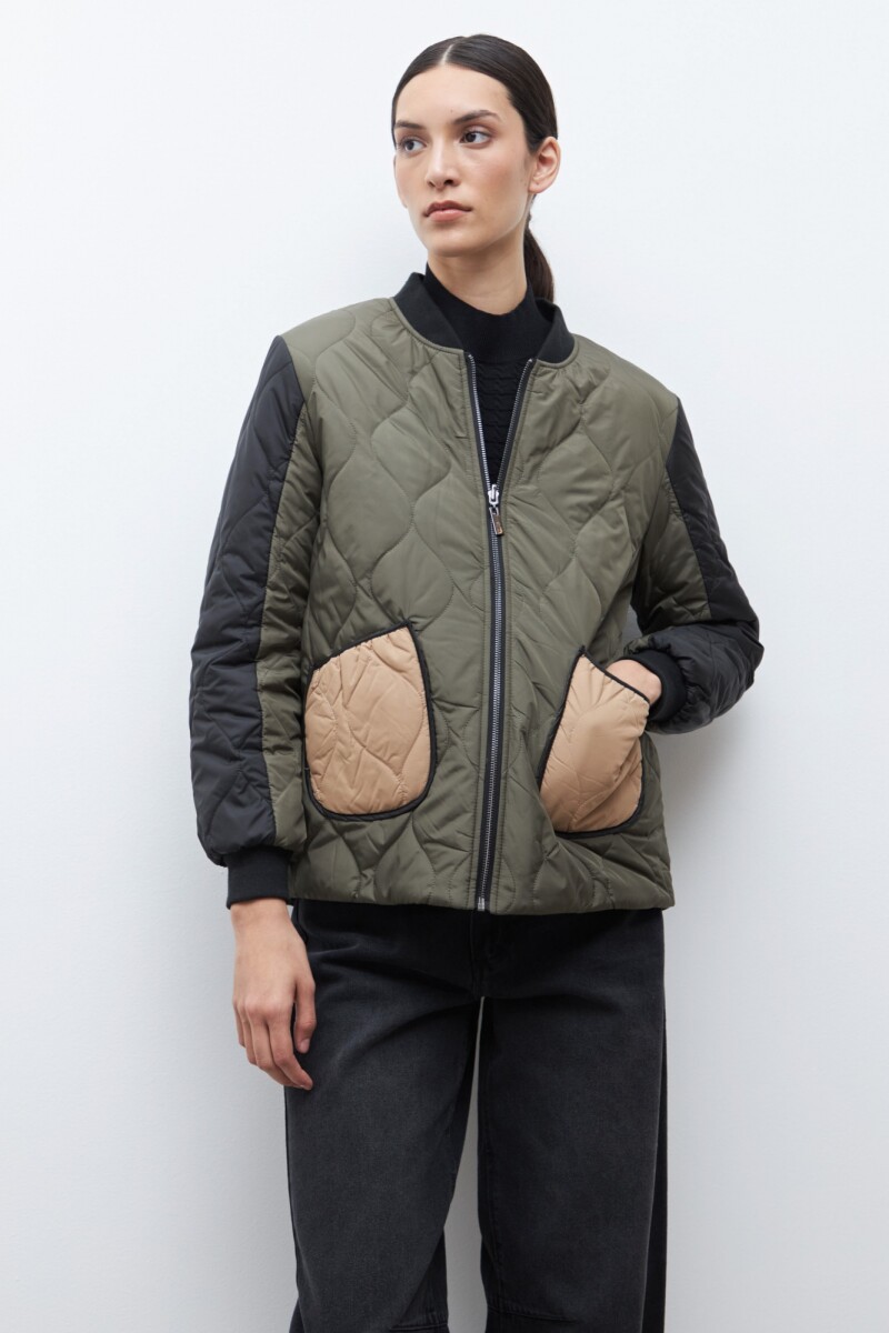 Bomber capitoneada reversible verde oliva