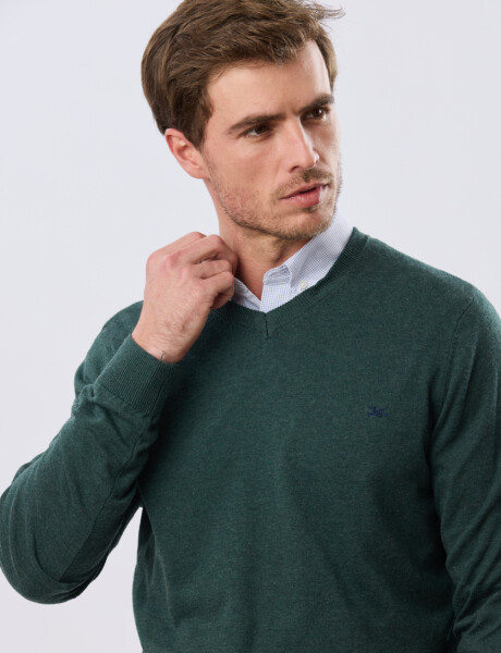 BUZO TEJIDO CUELLO EN V Verde