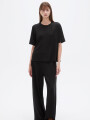 Remera Visinas Negro