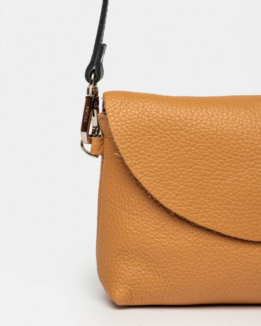 Mini bag Viena en cuero graneado Cuoio