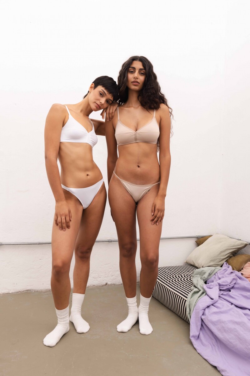 Pantie Vera ECO – Costados angostos que estilizan tu figura y acompañan tus días Tostado