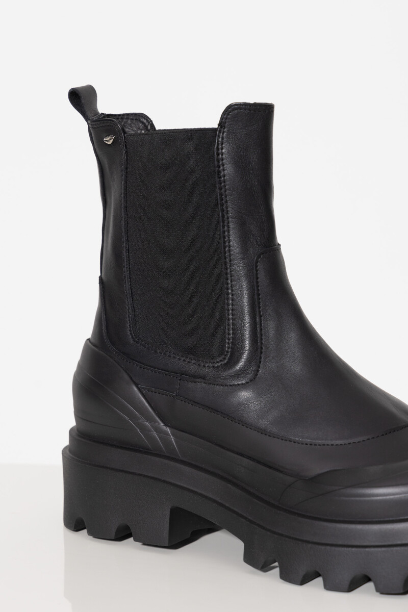 BOTA OLIVIA Negro