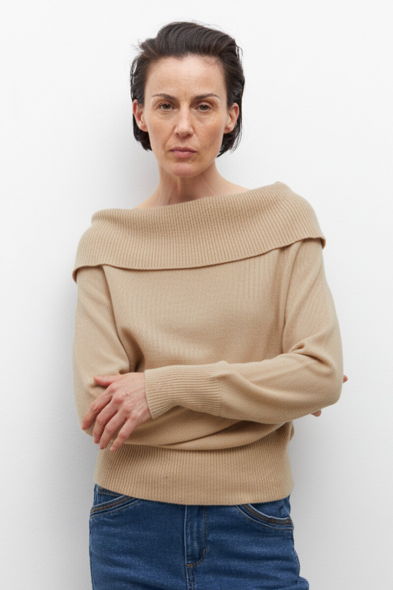 Sweater escote bardot - beige 