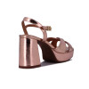 Sandalia Formal Vizzano Acabado Metalizado Con Pulsera Y Hebilla Cobre