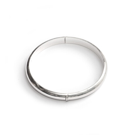 Esclava One Esclava One