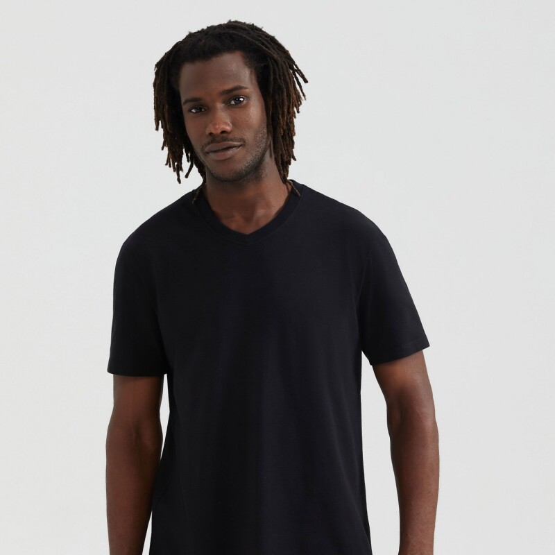CAMISETA MM MASC PRETO ESCURO