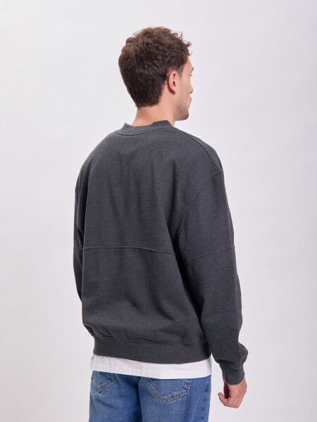 Campera deportiva lavada Negro