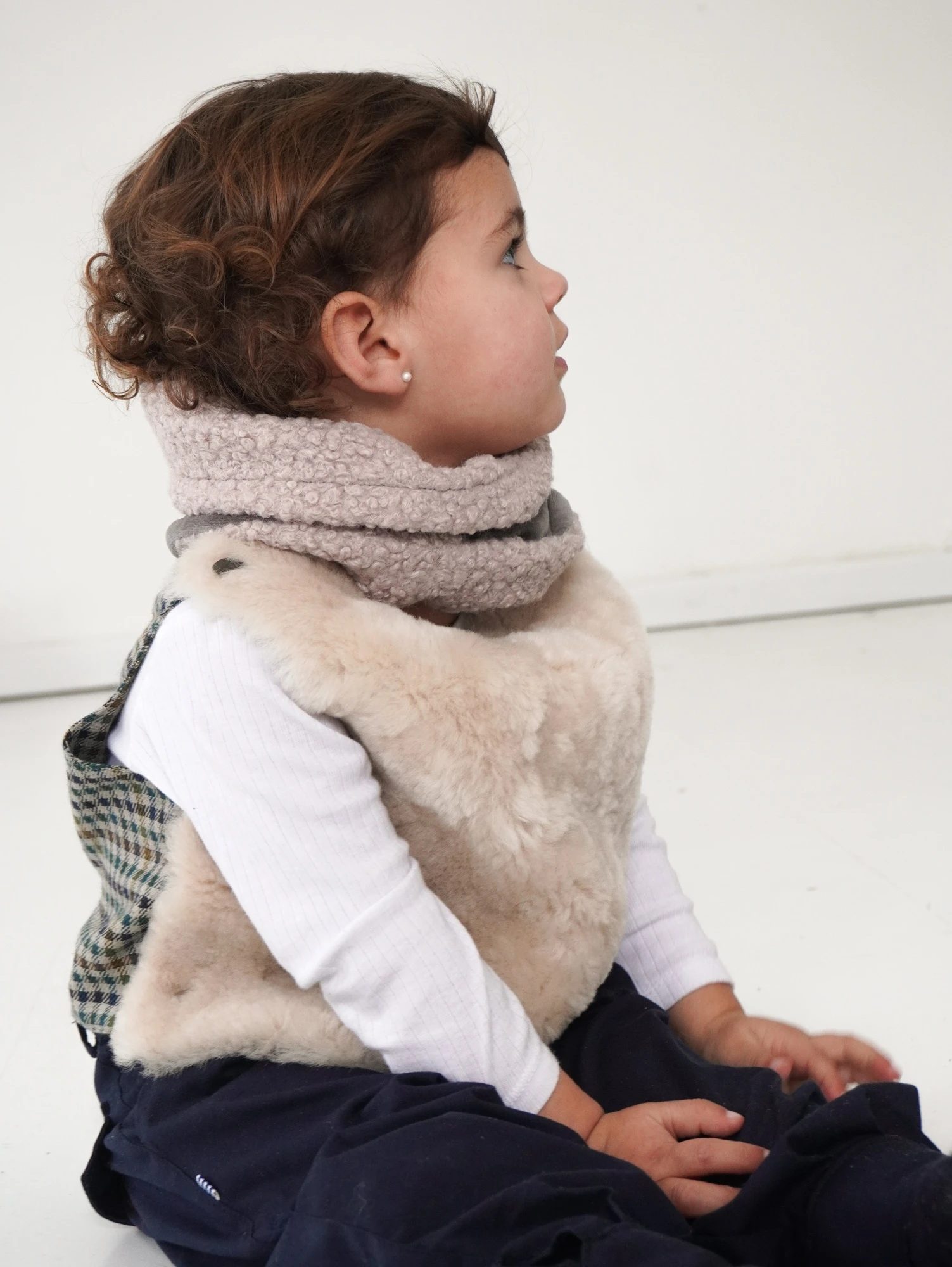 Mini Neck Gurí - Gris