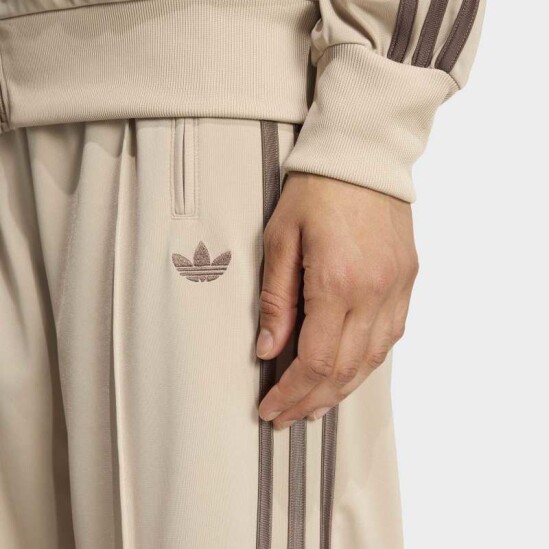 Pantalon Adidas Deportivo Firebird Beige
