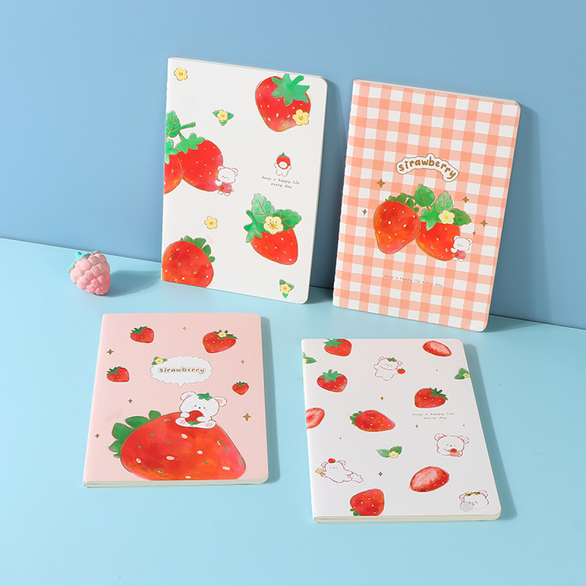 Cuaderno Cosido - Strawberry Bear - 38 Hojas 