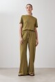 Pantalón con pretina elastizada verde oliva