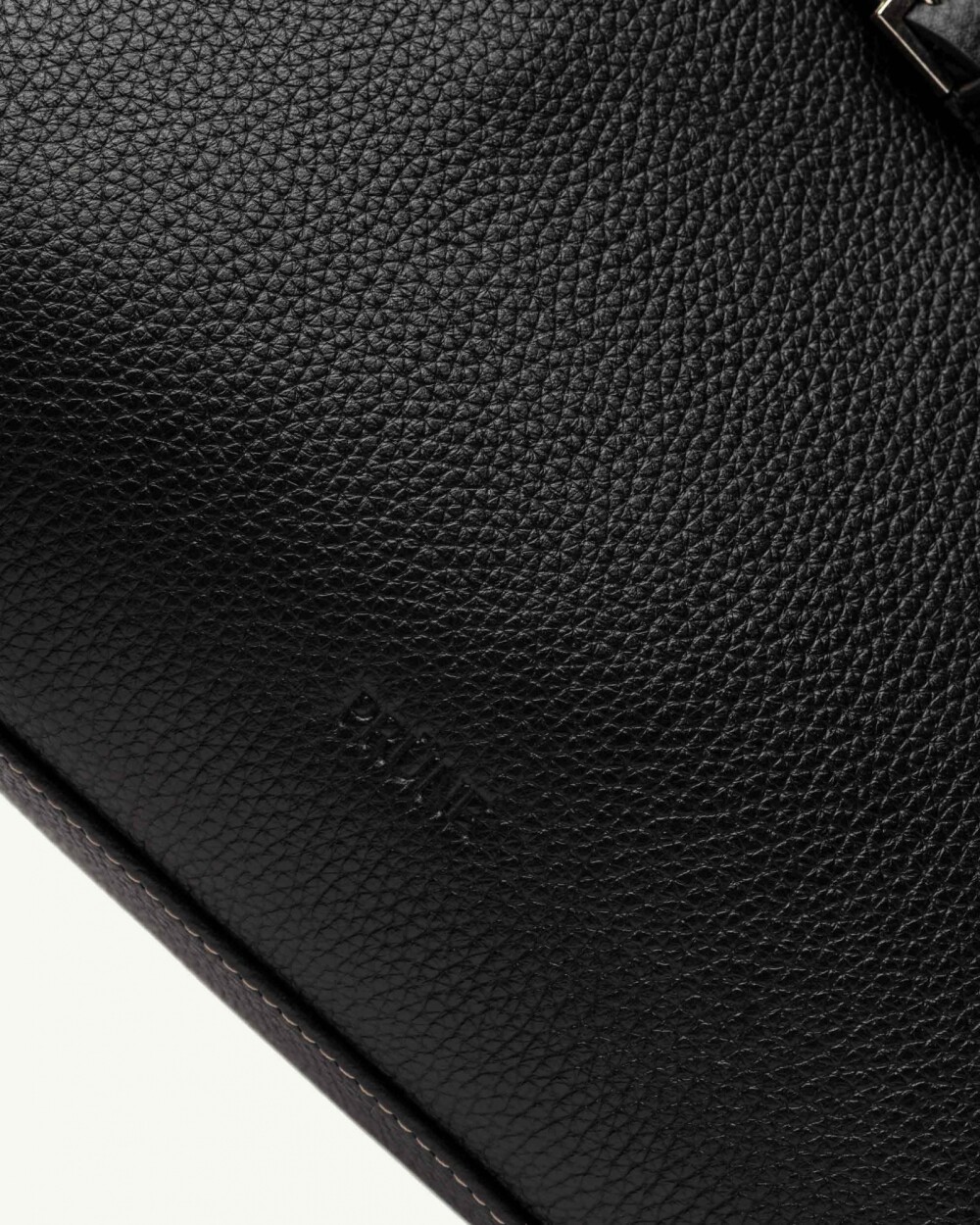 Cartera de mano Bay en cuero graneado Negro