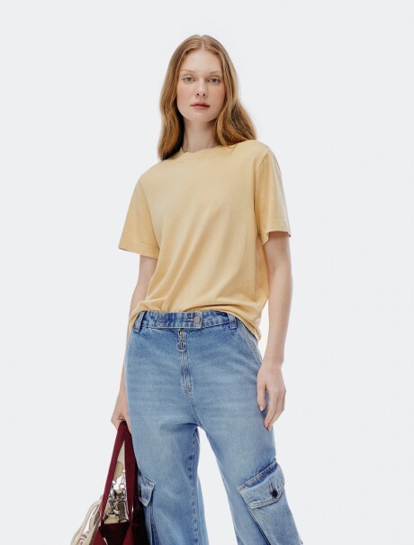 CAMISETA MANGA CORTA AMARILLO