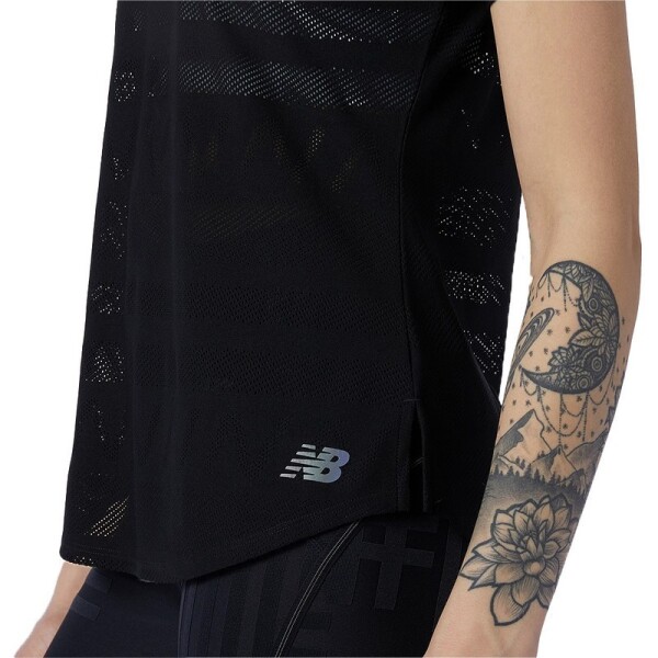 Remera New Balance Speed Jaquard Negro