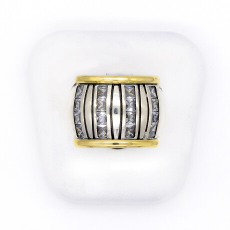 Anillo de plata 925 y double en oro 18 ktes con circonias. Anillo de plata 925 y double en oro 18 ktes con circonias.