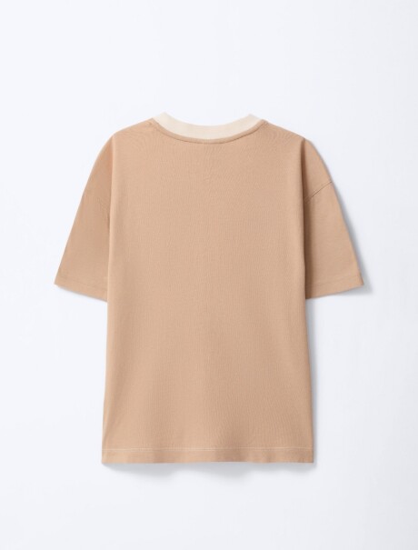 CAMISETA INFANTIL EXTRAGRANDE BEIGE