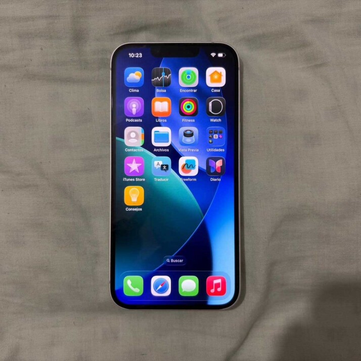 iPhone 16e 256GB - White iPhone 16e 256GB - White