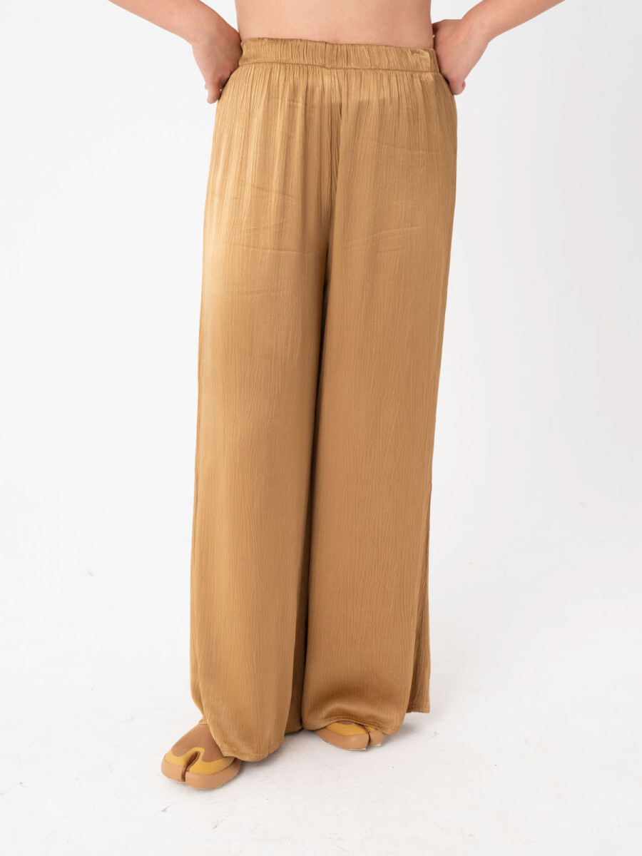 PANTALÓN DE TEJIDO ARRUGADO 