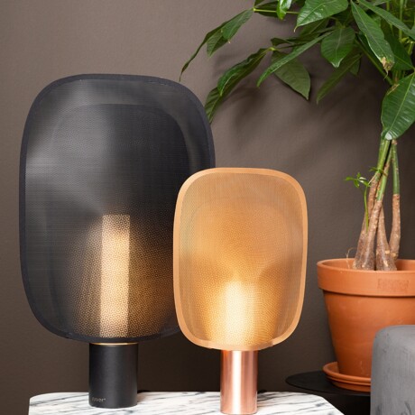 Luminaria de mesa MAI M Negro - UNICO