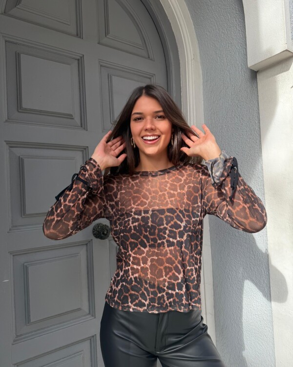 Remera print microtul marrón