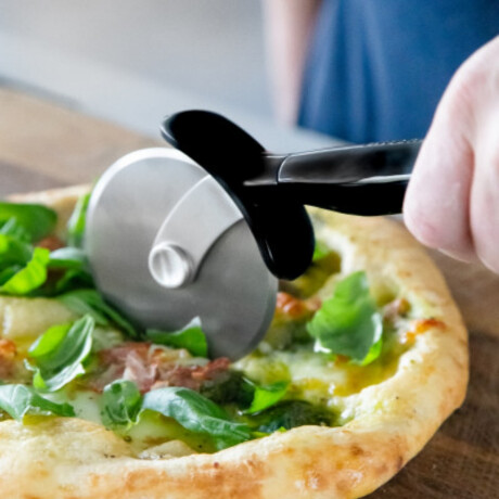 Corta Pizza Negro KitchenAid Corta Pizza Negro KitchenAid