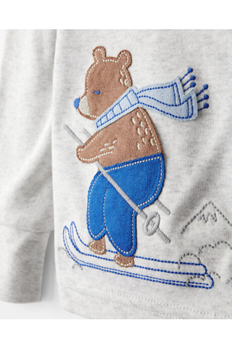 Pijama cuatro piezas de algodón, dos remeras manga larga y dos pantalones Sin color