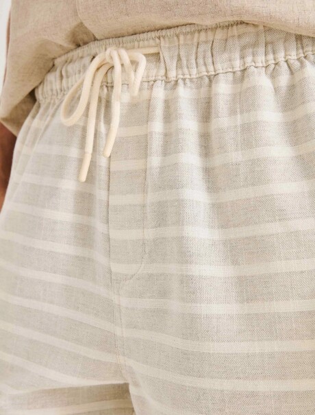 BERMUDA ESTILO JOGGER CON ESTAMPADO BEIGE