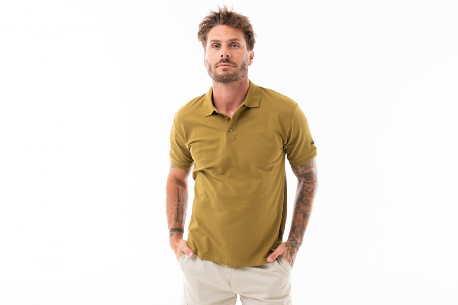 REMERA PIQUE CUELLO POLO 1801 Oliva Oliva