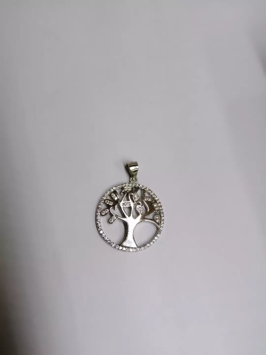 Colgante con árbol de la vida y zirconias 
