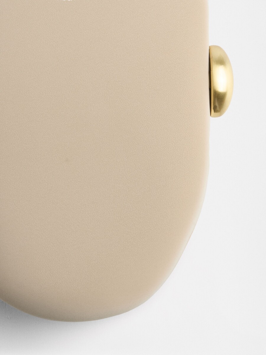 Clutch De Fiesta Ovalado crudo