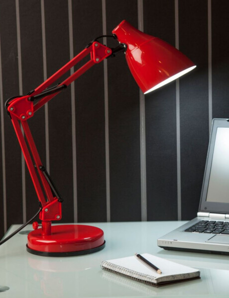Lámpara de escritorio en metal articulada hasta 40W Lámpara de escritorio en metal articulada hasta 40W