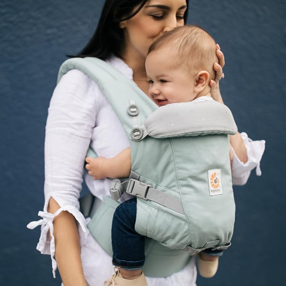 Mochila porta bebe ERGOBABY adapt - gris 