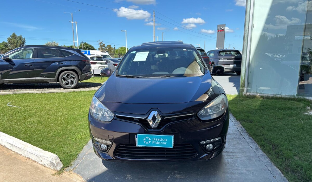 Renault Fluence Dynamique 2,0 MT - 2016 Renault Fluence Dynamique 2,0 MT - 2016