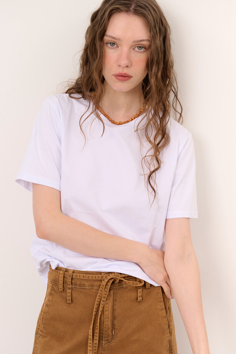 REMERA CLASSIC BLANCO